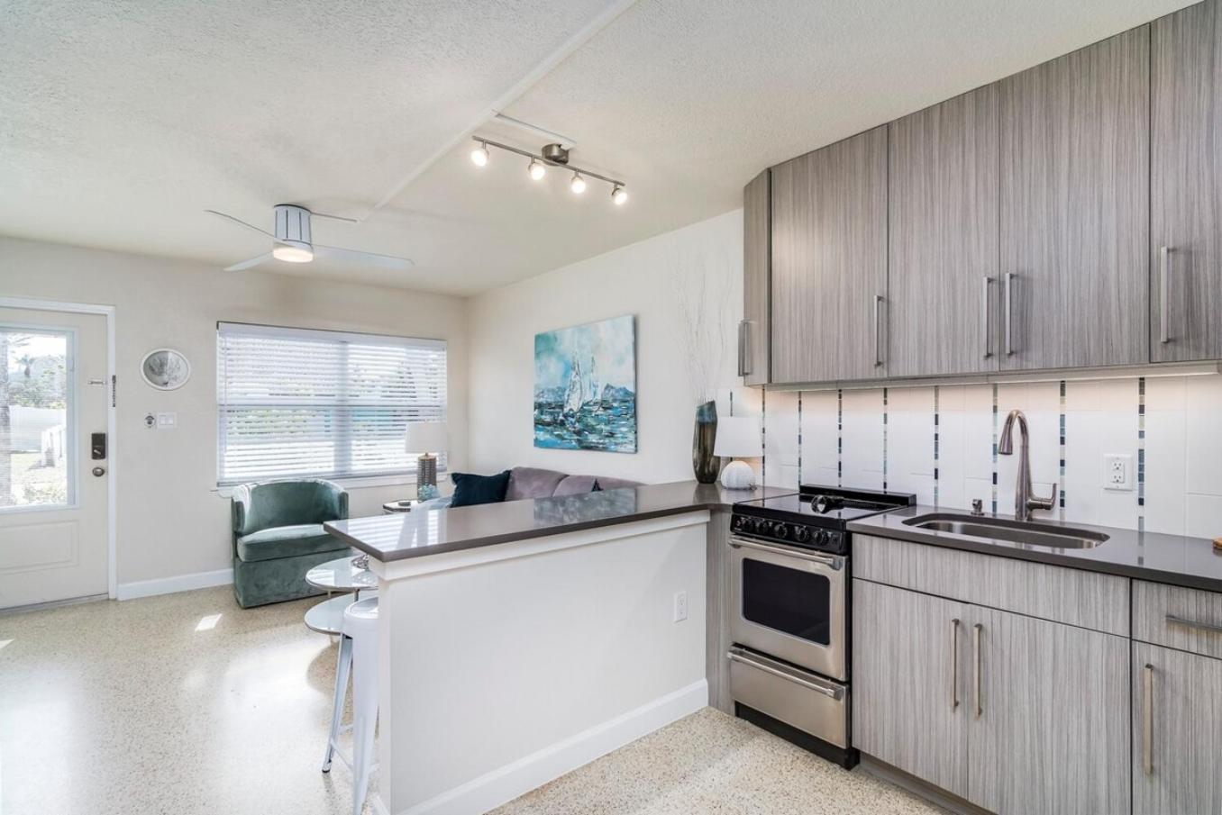 Boutique Vacation Rental Complex At Beach Cocoa Beach Exteriör bild