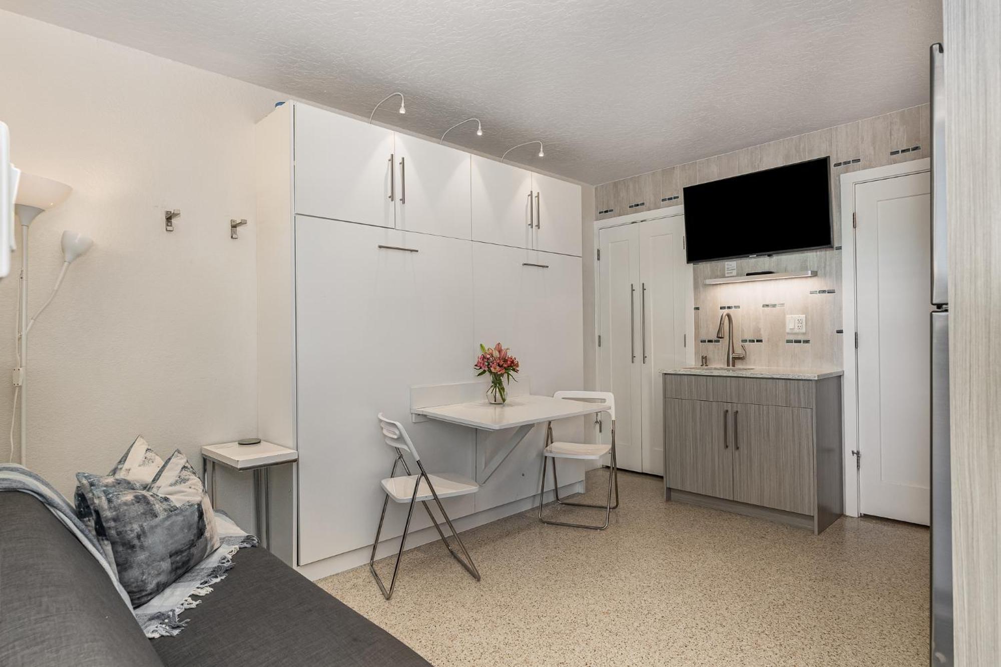 Boutique Vacation Rental Complex At Beach Cocoa Beach Exteriör bild