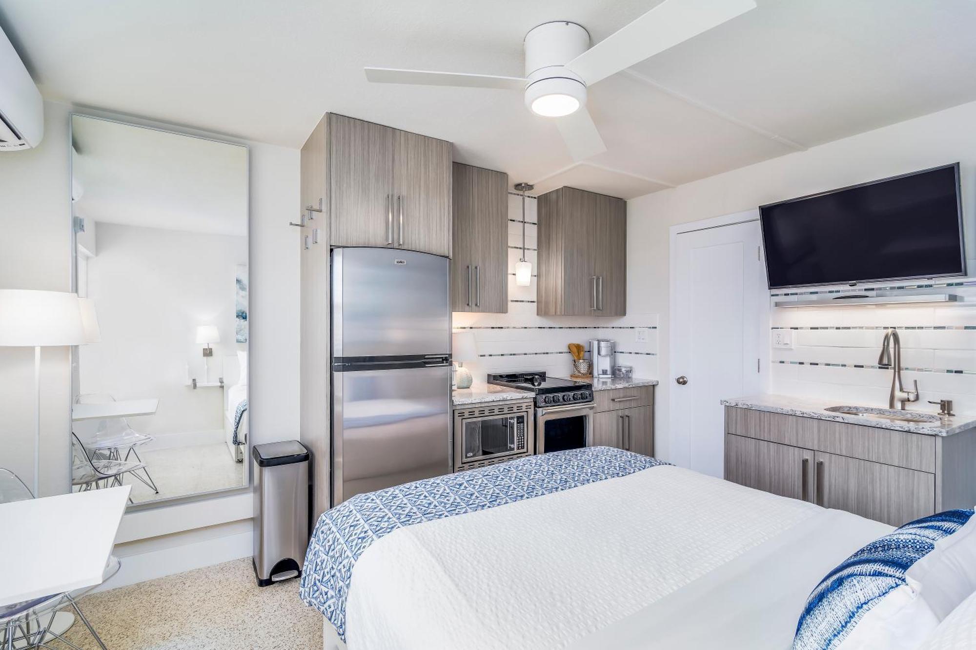 Boutique Vacation Rental Complex At Beach Cocoa Beach Exteriör bild